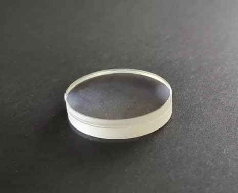 Principle and Application of Glued Lens